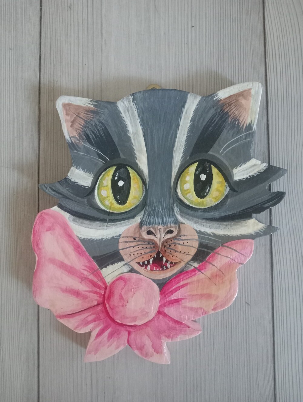 Hand-Painted WoodenGray Cat Wall Art with Pink Bow - Wall Decor